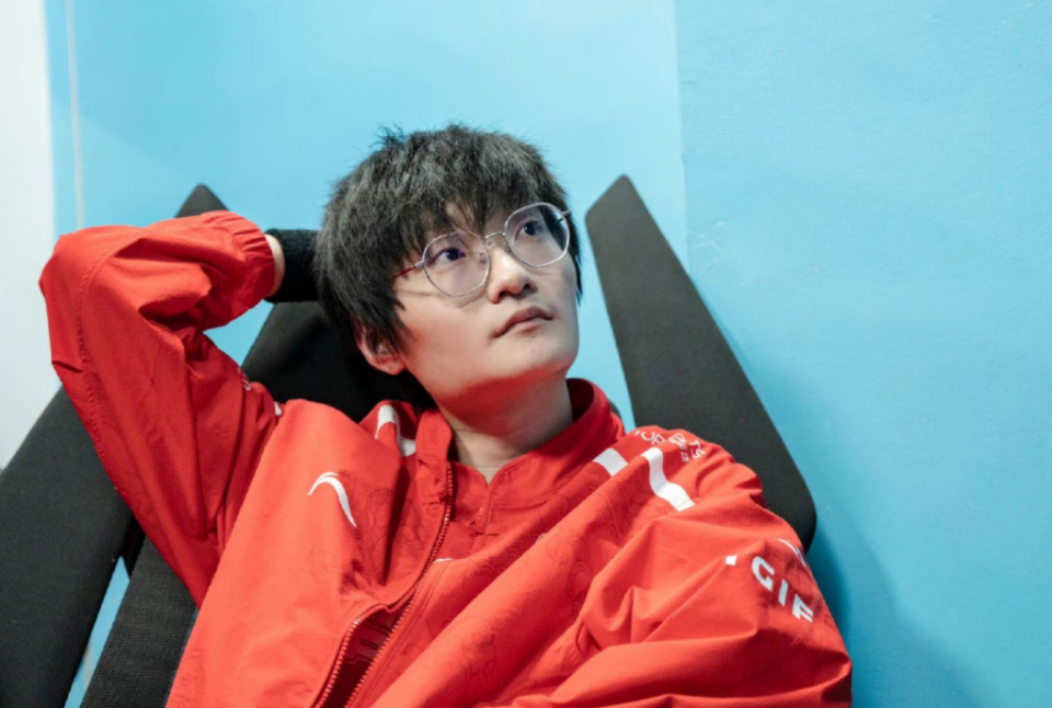  Rookie爆冷击败尤文图斯，突破纪录引爆全场！